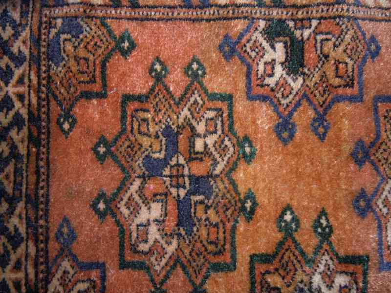 Ručně tkané, vlněné turkménské koberce
