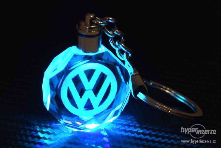 Přívěšek na klíče svítící pro VW - foto 2