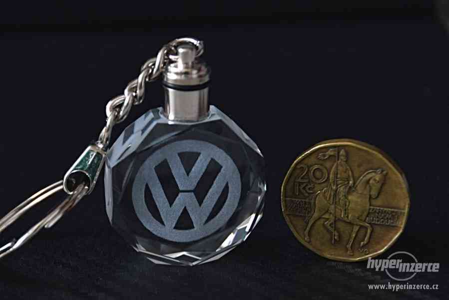 Přívěšek na klíče svítící pro VW - foto 10