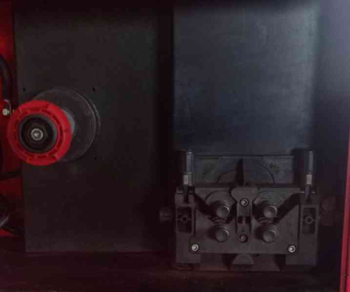Synergická MIG/MAG svářečka Fronius VarioSynergic 5000 - foto 2