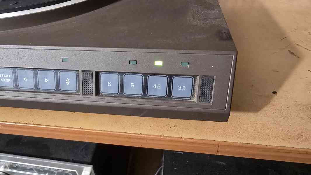 Tangenciální gramofon RFT LT-CS 01  - foto 4