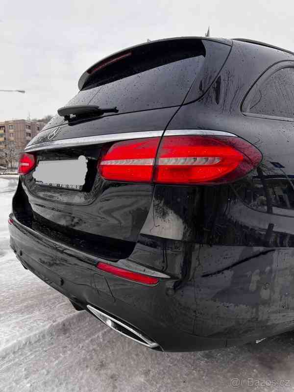Mercedes-Benz E400d T-Model 4Matic, 2019  - foto 2