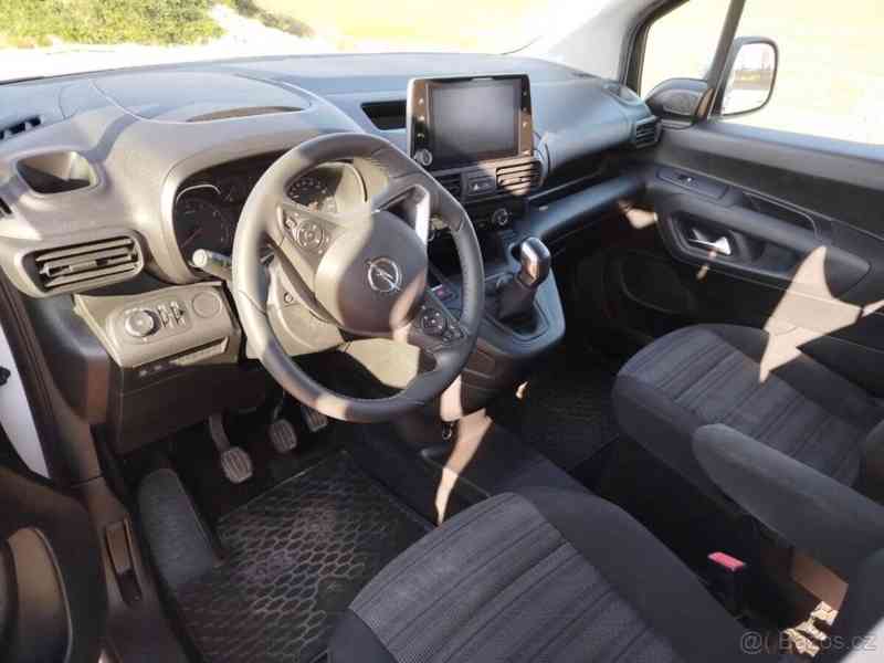 Opel Combo 1,5 Life Turbo/75kW ČR - foto 4