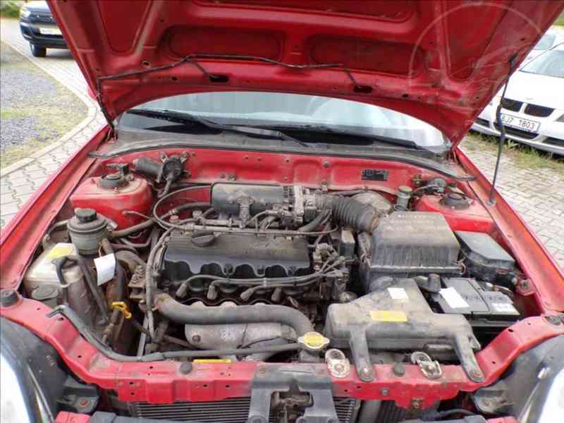 Hyundai Accent 1,3 i TAŽNÉ ZAŘÍZENÍ - foto 13