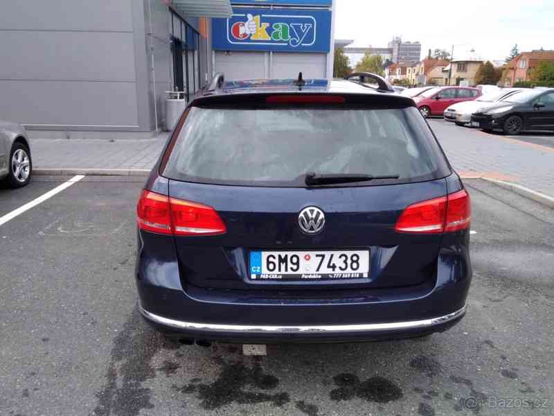 Volkswagen Passat B7 2011 2,0 TDI, 103 KW	 - foto 2