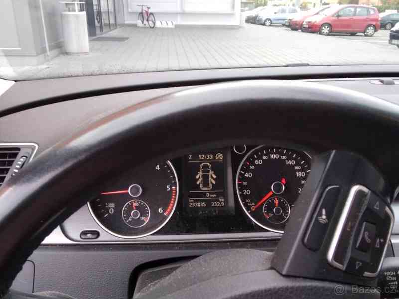 Volkswagen Passat B7 2011 2,0 TDI, 103 KW	 - foto 6
