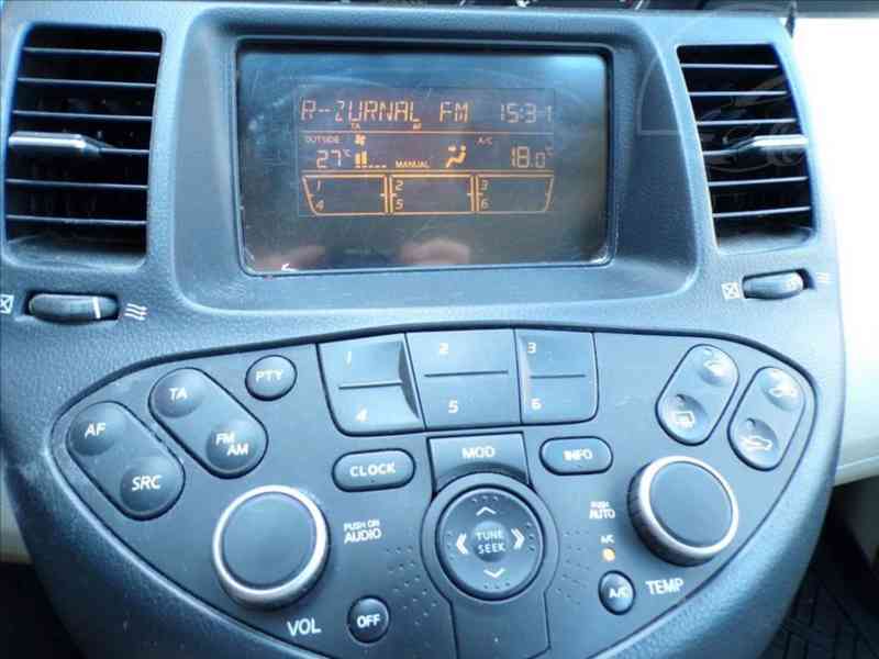 Nissan Primera 1,8 16V - foto 6