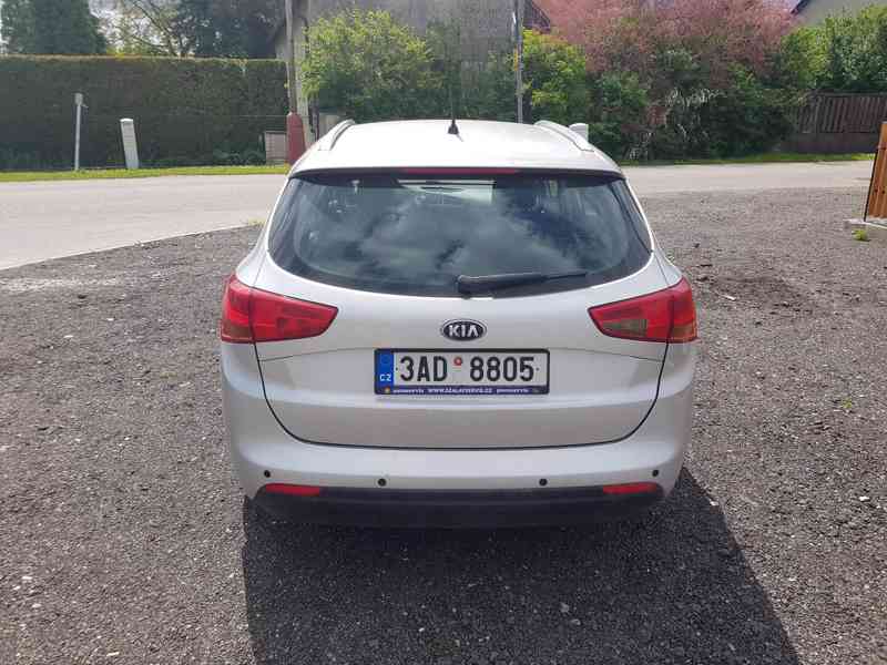 Kia ceeď - foto 4