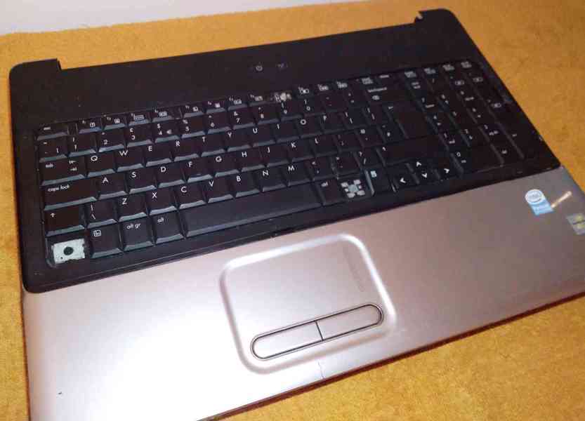 Notebook HP Compaq Presario CQ70 a 3x Wi-Fi k notebookům !!! - foto 12