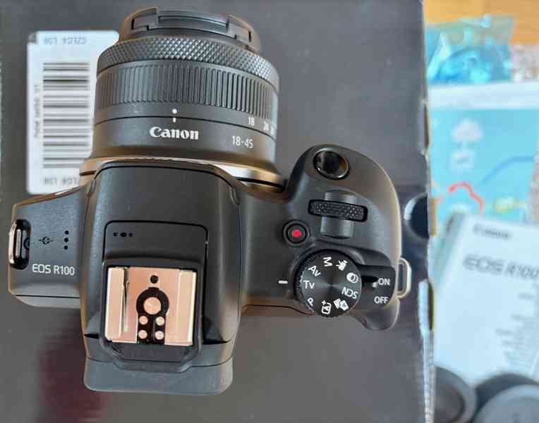 Canon EOS R100 + RF-S 18–45 mm IS STM, 900 snímků, 32GB SD - foto 4