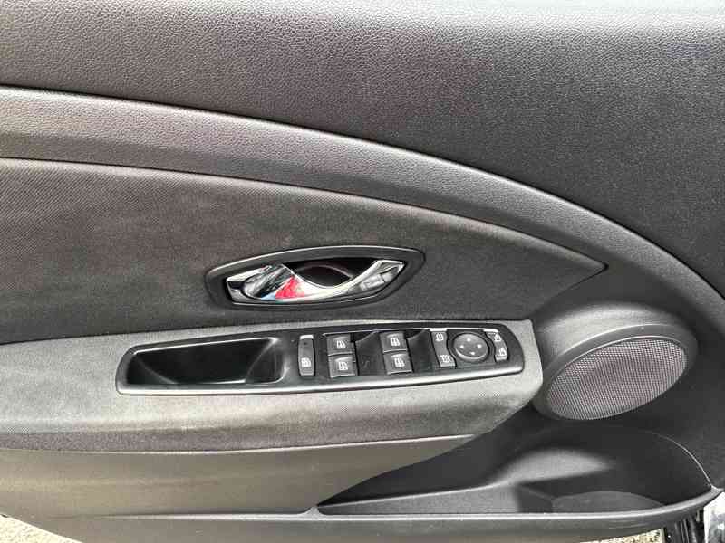 Renault Mégane III Sportour 1.5 DCi 81kW/Navi  - foto 11