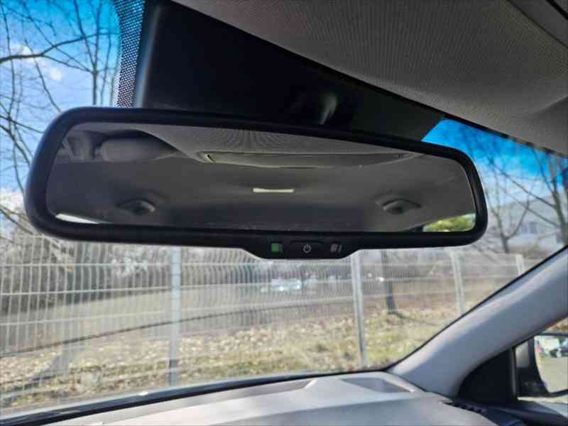 Hyundai i30 1,4   T-GDi/140HP - foto 15