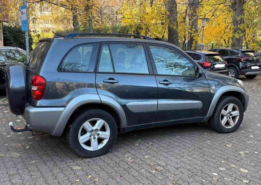 Toyota RAV 4 2,0i 4x4 benzín 110kw - foto 3