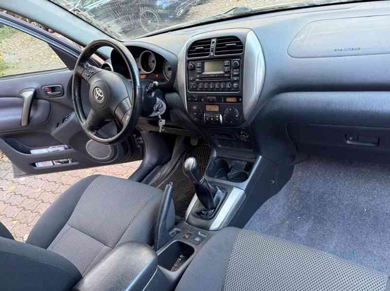 Toyota RAV 4 2,0i 4x4 benzín 110kw - foto 6
