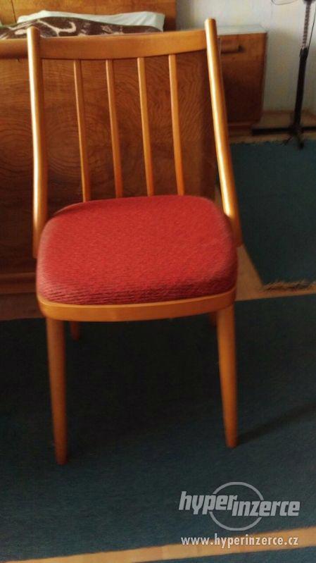2 čalouněné židle. - foto 1