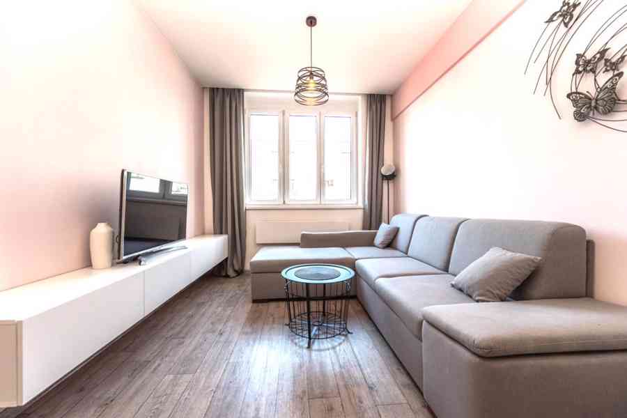 Furnished flat 2+1 i city centre for rent - foto 2