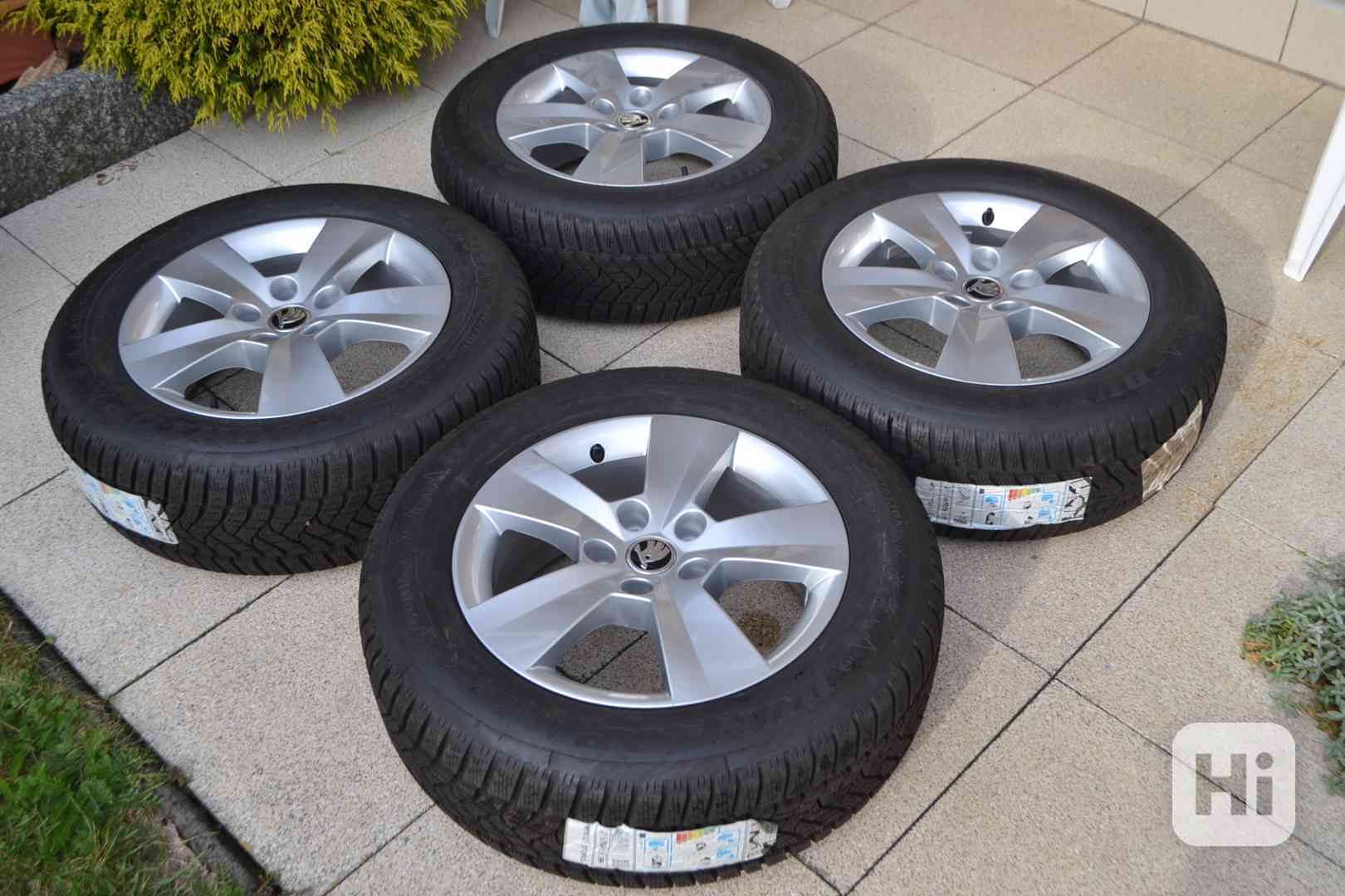 NOVÁ zimní kola Š.Superb III/Passat B8+215/60R16 XL Dunlop W - foto 1