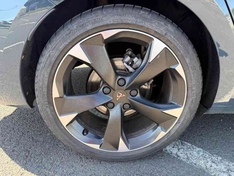 Cupra Leon 1,5   eTSI 110kW DSG 2025, TOP stav - foto 11