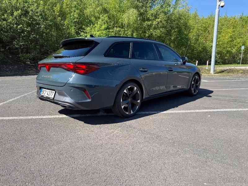 Cupra Leon 1,5   eTSI 110kW DSG 2025, TOP stav - foto 2