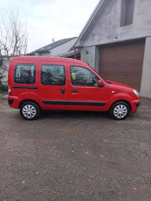 Renault Kangoo 1,6   s plošinou pro invalid. - foto 12