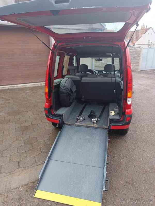 Renault Kangoo 1,6   s plošinou pro invalid. - foto 11