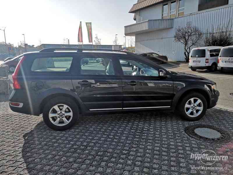 Volvo XC 70 Momentum 136kW - foto 9