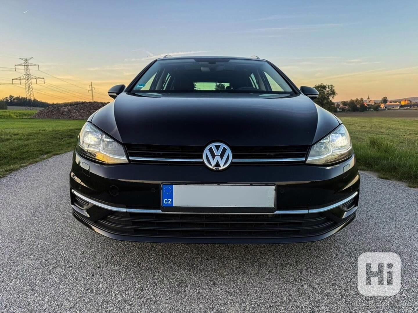 Volkswagen Golf 1,5   TSI 110 kW DSG Panorama - foto 1