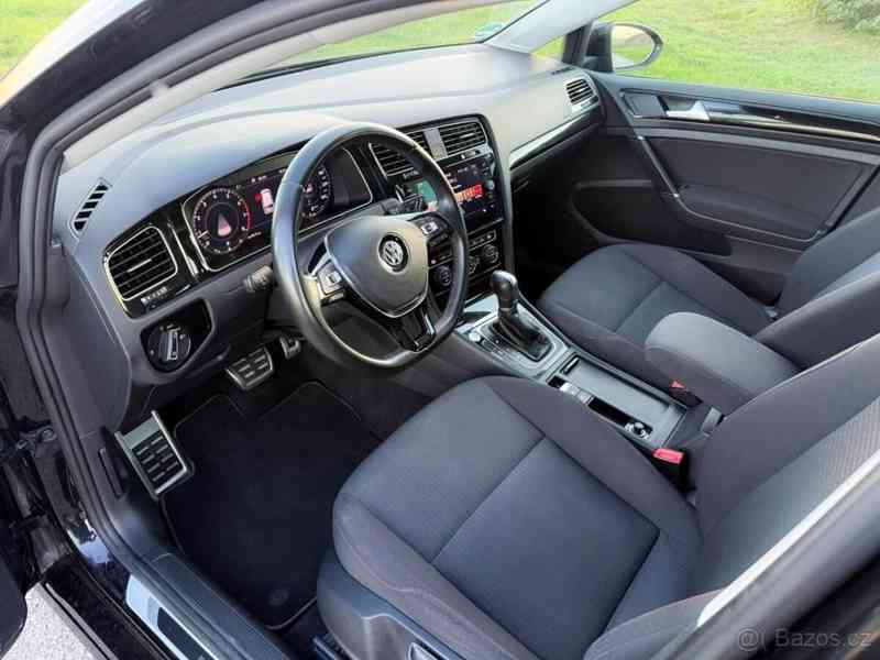 Volkswagen Golf 1,5   TSI 110 kW DSG Panorama - foto 5