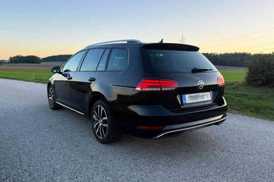 Volkswagen Golf 1,5   TSI 110 kW DSG Panorama - foto 10