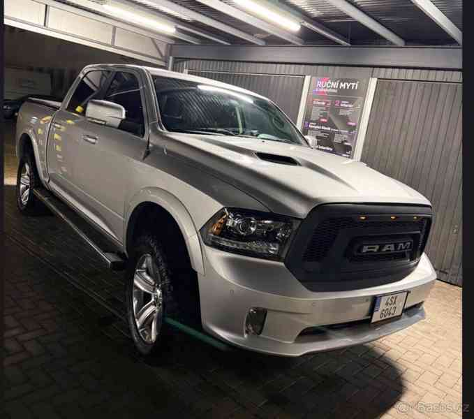 Dodge RAM 5,7   HEMI Sport Edition Full - foto 1