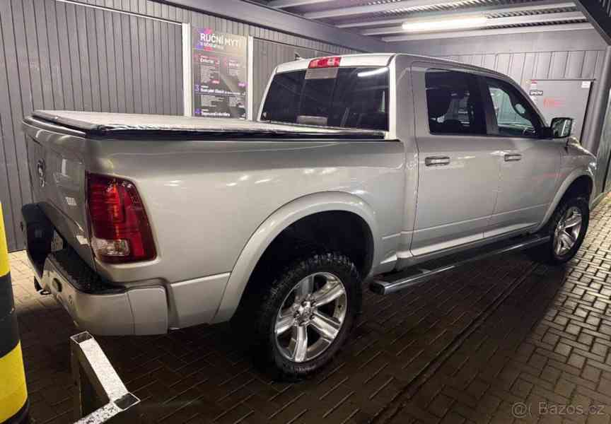 Dodge RAM 5,7   HEMI Sport Edition Full - foto 17