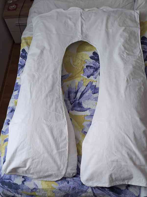 Těhotenský polštář EMI s povlakem - foto 4