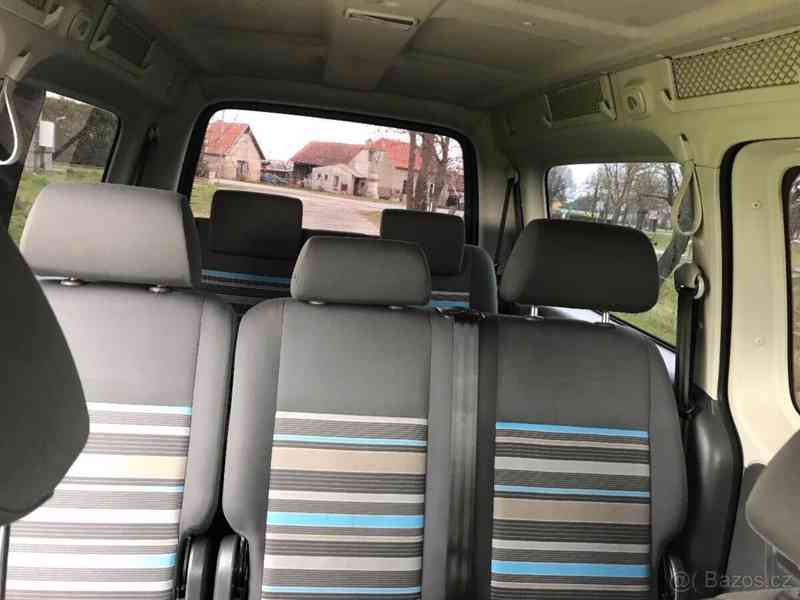 Volkswagen Caddy 1,2 MAXI TSI 77kw,7 míst - foto 6