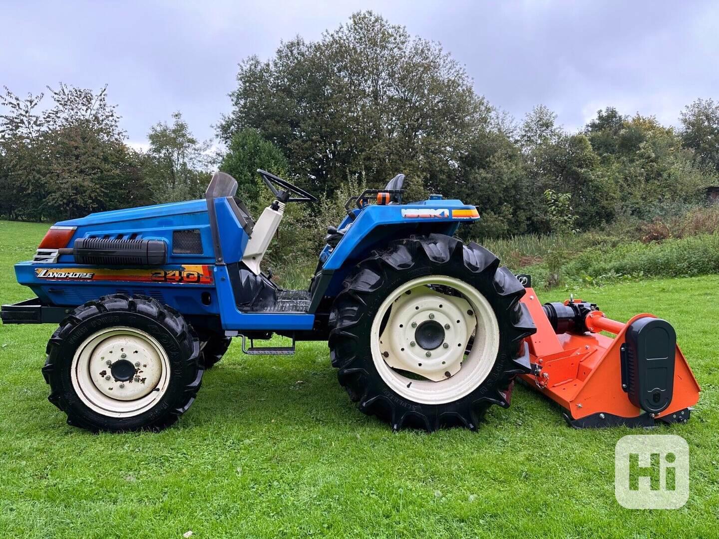  Malotraktor Iseki TU-244 + příslušenství - foto 1