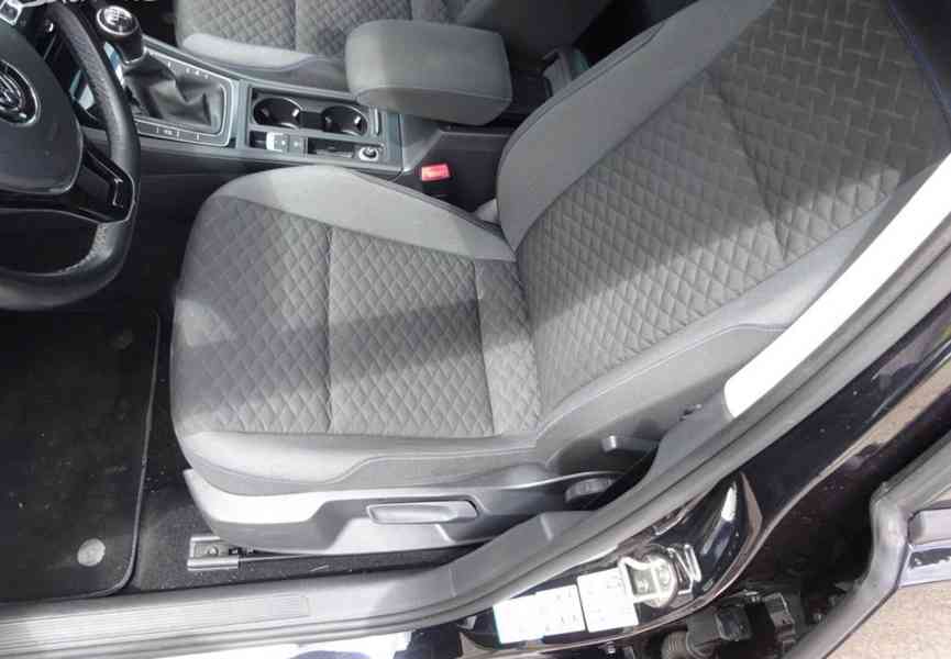 VW Golf 1.4 TSI Variant r.v.2018 (serviska) 92 kw - foto 13
