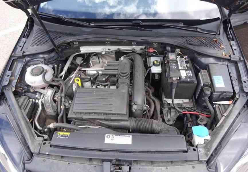 VW Golf 1.4 TSI Variant r.v.2018 (serviska) 92 kw - foto 17