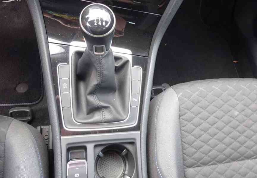 VW Golf 1.4 TSI Variant r.v.2018 (serviska) 92 kw - foto 10