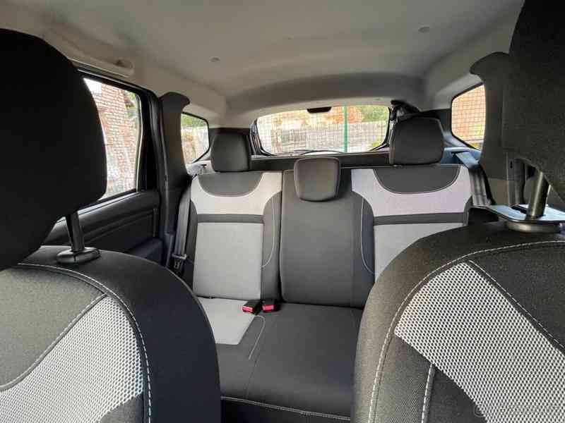 Dacia Duster 1,6 - foto 14