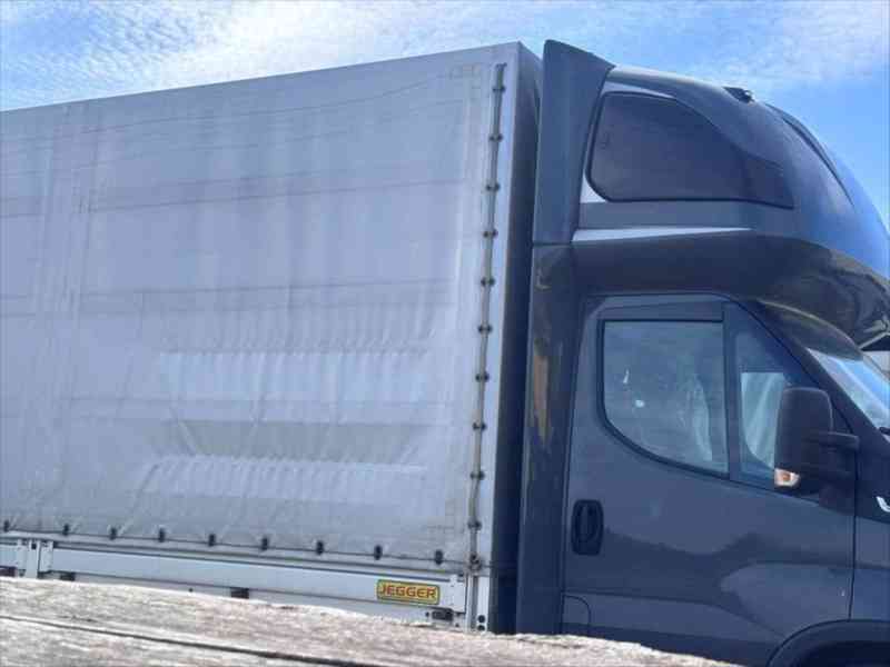 Iveco Daily 3,0   35S18 | 2022 | TOP STAV | - foto 11