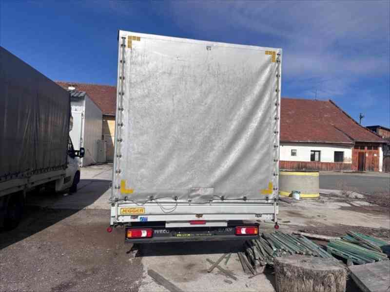 Iveco Daily 3,0   35S18 | 2022 | TOP STAV | - foto 16