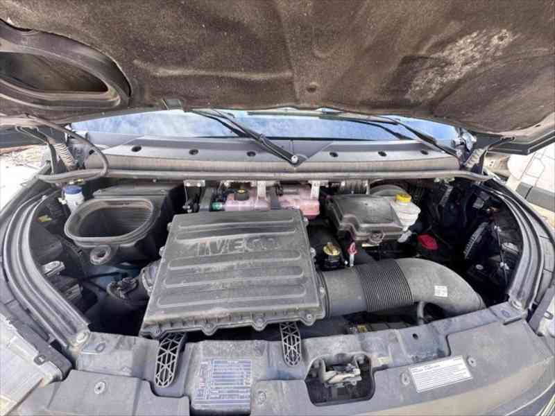 Iveco Daily 3,0   35S18 | 2022 | TOP STAV | - foto 14