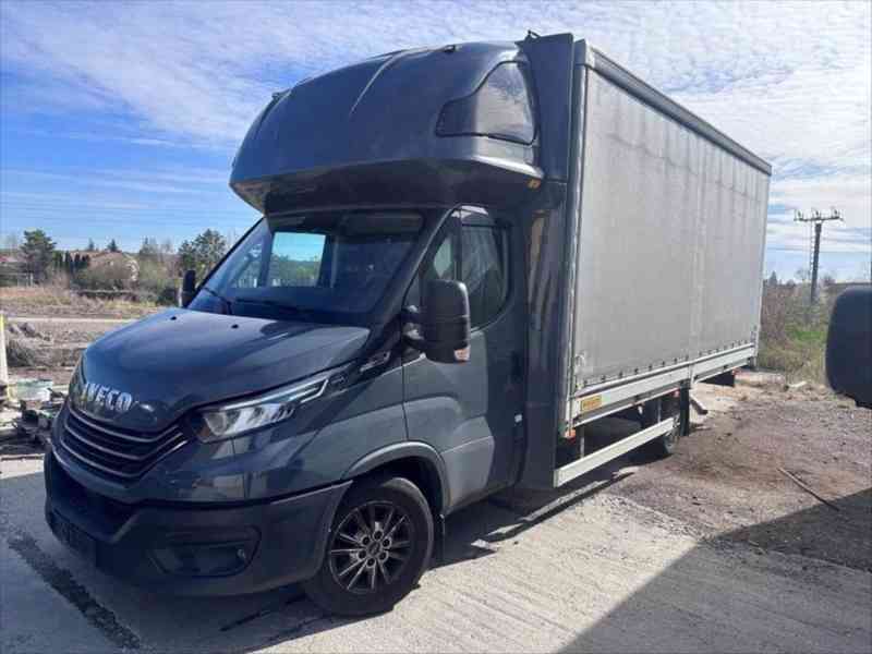 Iveco Daily 3,0   35S18 | 2022 | TOP STAV | - foto 12