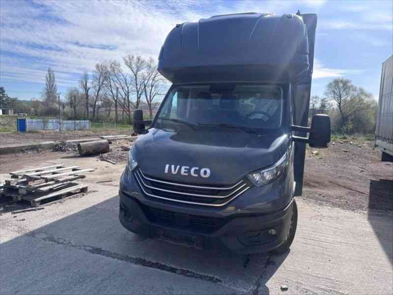 Iveco Daily 3,0   35S18 | 2022 | TOP STAV | - foto 20