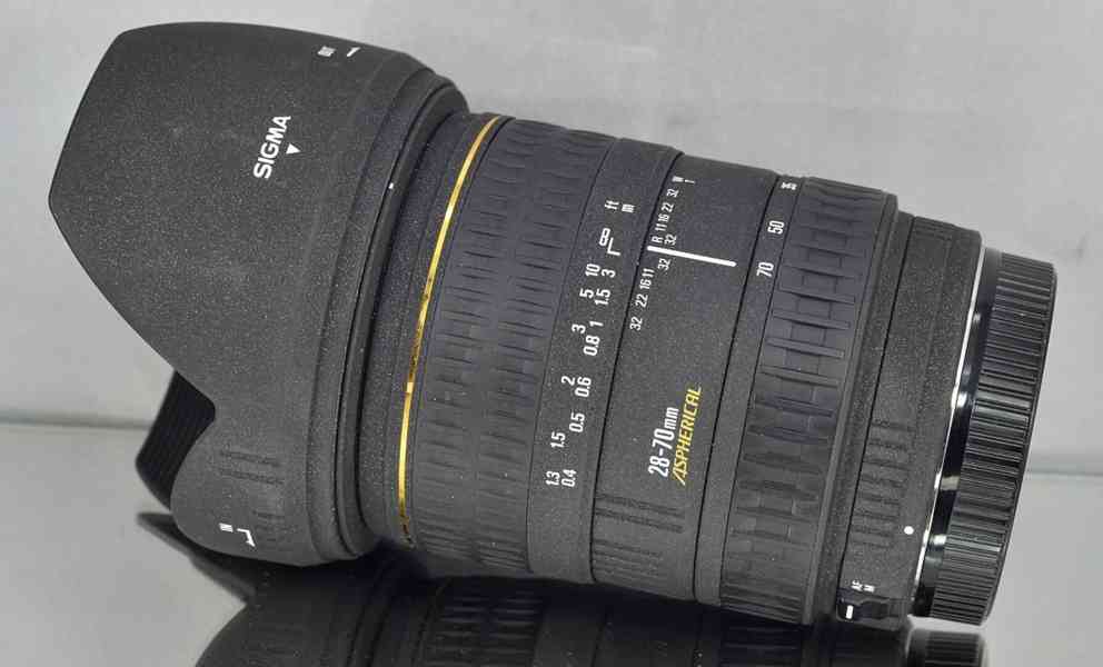 pro Canon - Sigma 28-70mm F/2.8  EX ASPHERICAL - foto 8