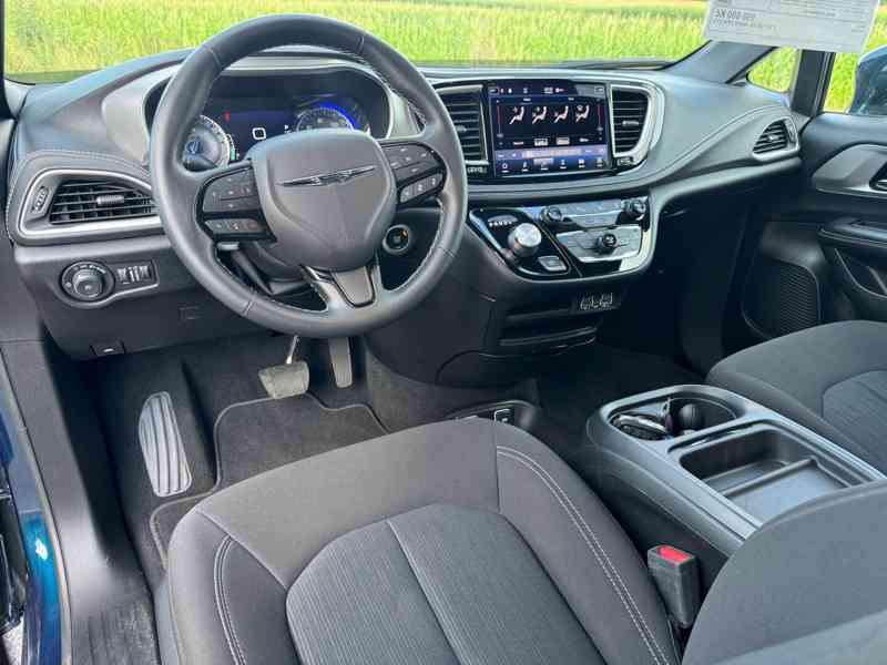 Chrysler Pacifica 3.6 S Type RU  2022 AKCE 2025 - foto 13