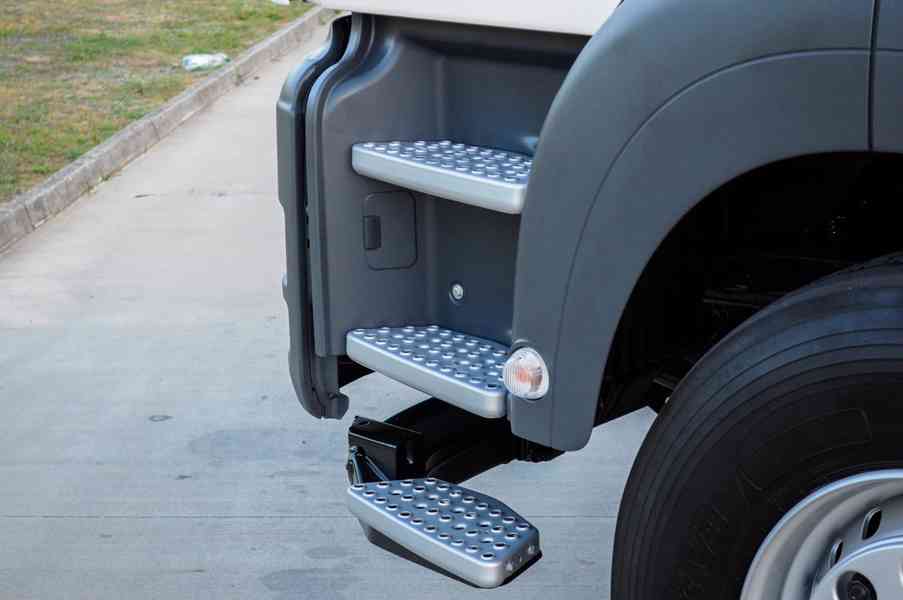 MAN TGS 28.320 HÁKOVÝ NOSIČ KONTEJNERŮ + HYDRAULICKÁ RUKA - foto 35