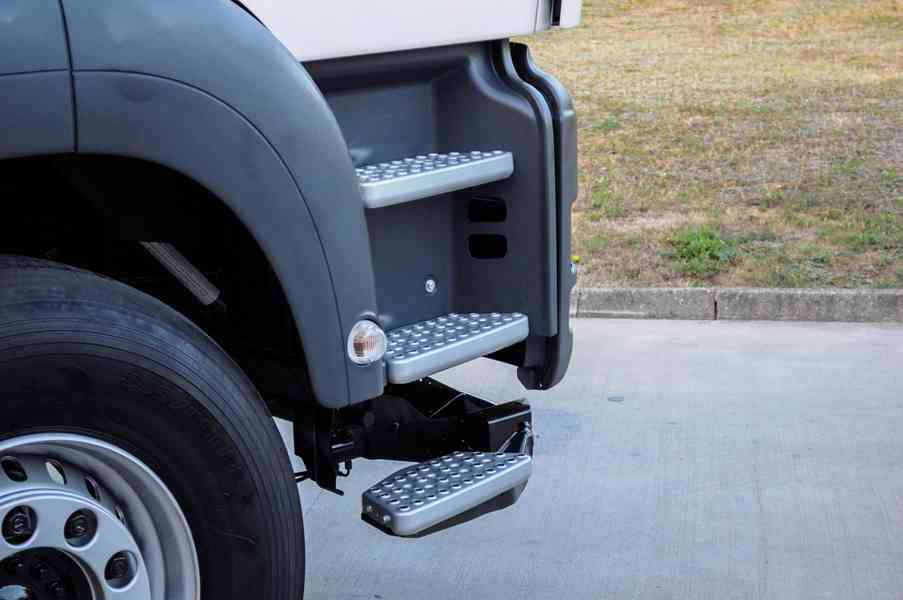 MAN TGS 28.320 HÁKOVÝ NOSIČ KONTEJNERŮ + HYDRAULICKÁ RUKA - foto 8