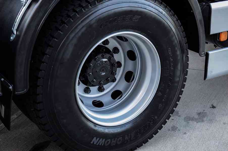 MAN TGS 28.320 HÁKOVÝ NOSIČ KONTEJNERŮ + HYDRAULICKÁ RUKA - foto 15