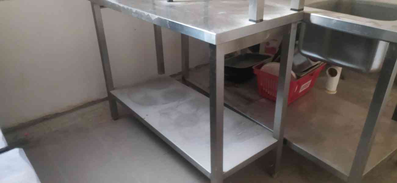    Nerezový stůl na výdej / příjem - foto 2