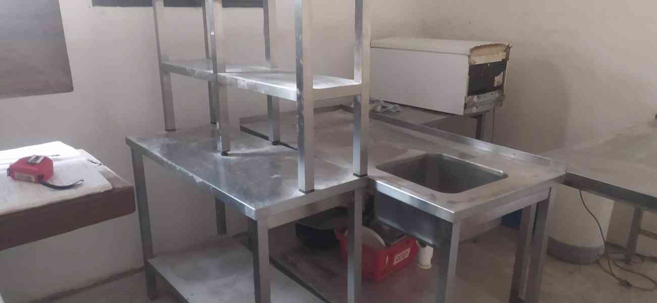    Nerezový stůl na výdej / příjem - foto 4